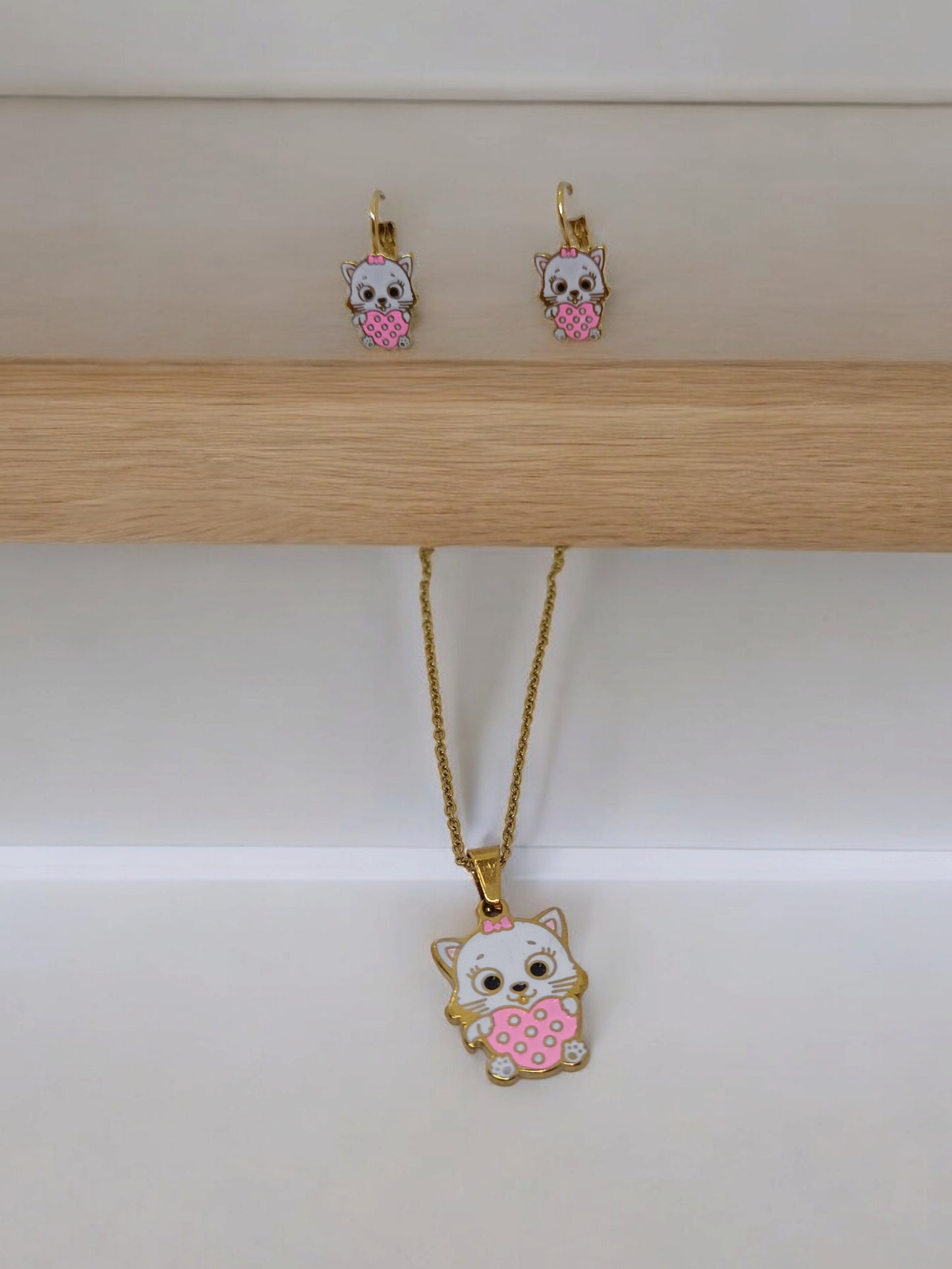 Set de cadena + aretes para niña