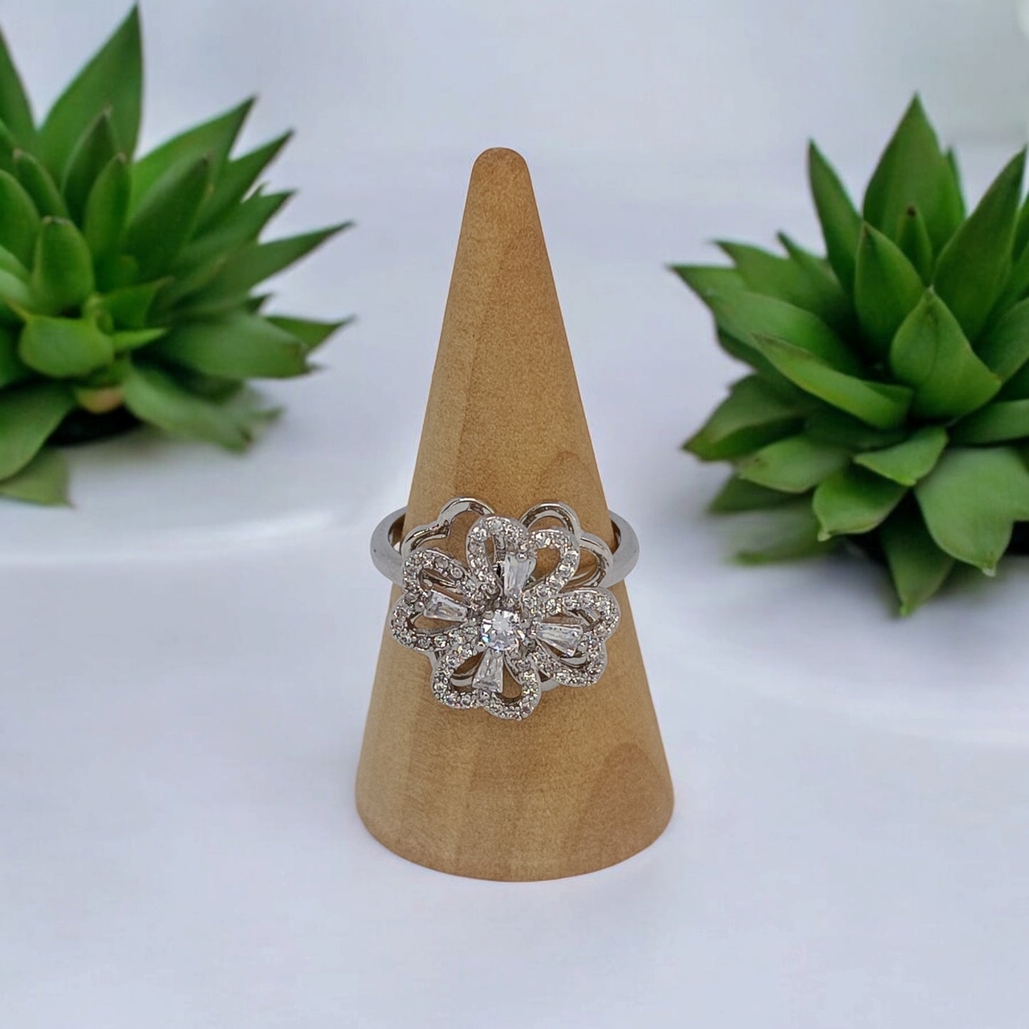 Anillo giratorio en plata laminada