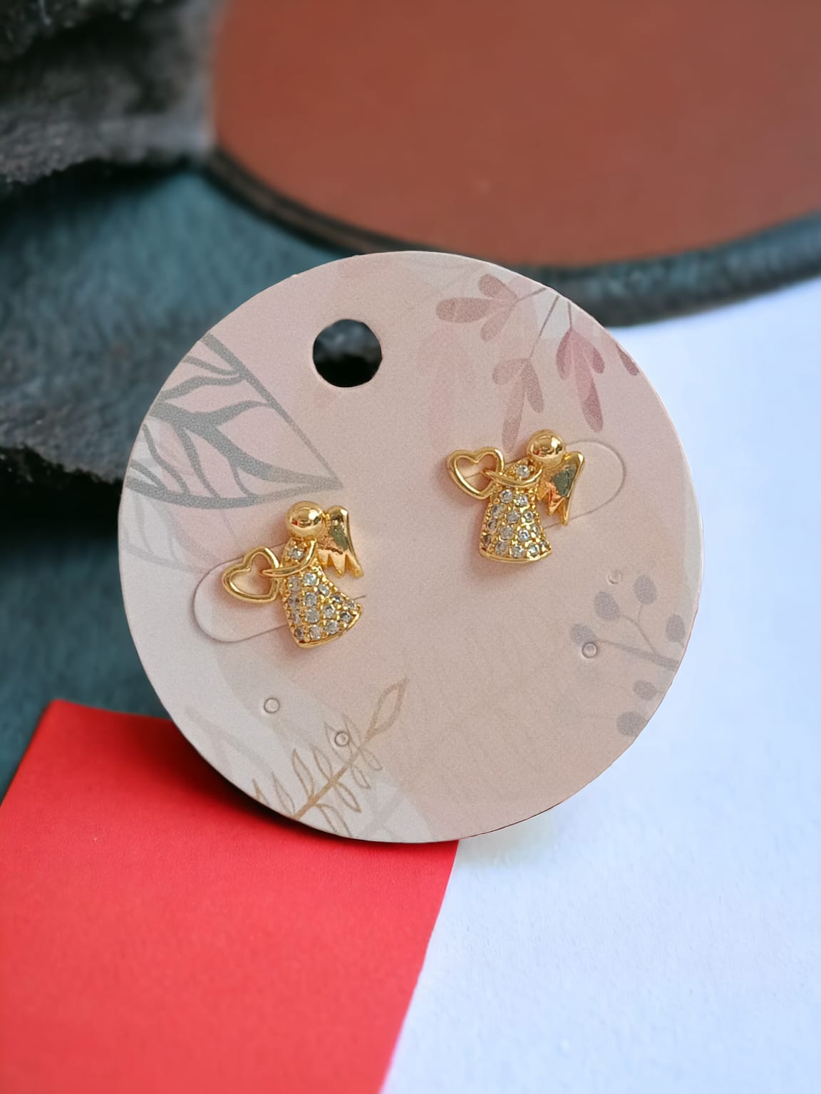 Aretes de Angelitas en oro laminado