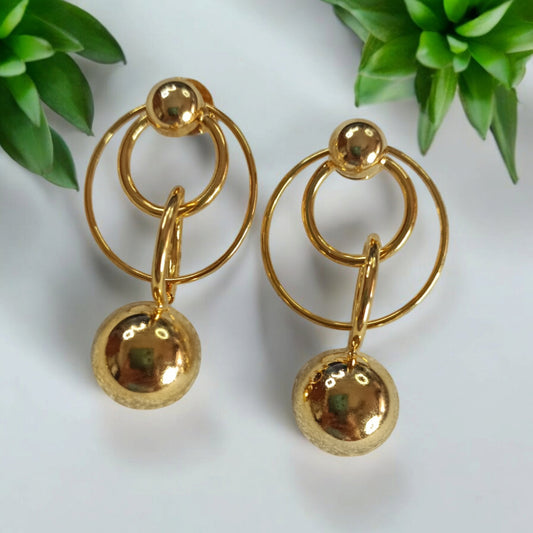 Aretes en oro laminado